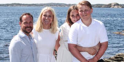 image: Deler hyggelig familiehilsen